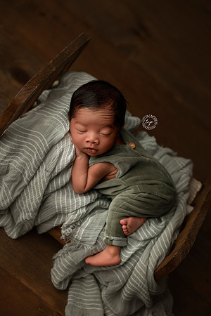 2-baton-rouge-newborn-photographer-baton-rouge-maternity-photographer-baton-rouge-baby-photographer-covington- louisiana -newborn- photographer-hammond- louisiana- newborn -photographer-hammond- baby-