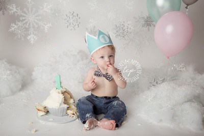 11-30-174671,teresa carmouche photography, cake smash, twin cake smash, cake, one year photoshoot, baton rouge baby photographer, neworleans baby photographer, adorable babies, one year old