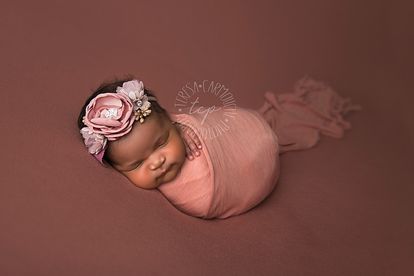 1-17-18_47A2531 teresa carmouche photogrpahy,newborn photography, swaddled newborn, newborn smiles,baton rouge newborn photographer, neworleans photographer, flower