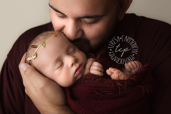 12-22-171846 teresa carmouche photogrpahy,newborn photography, swaddled newborn, daddys girl,baton rouge newborn photographer