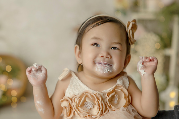 AH5A4440_cake-smash-photography-baton-rouge-baby-photographer-baton-rouge-newborn-photographer-new orleans-baby-photographer-cake-baby-new orleans-baton-rouge-one-year-old-first-birthday-photos