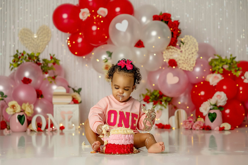AH5A5801_cake-smash-photography-baton-rouge-baby-photographer-baton-rouge-newborn-photographer-new orleans-baby-photographer-cake-baby-new orleans-baton-rouge-one-year-old-first-birthday-photos